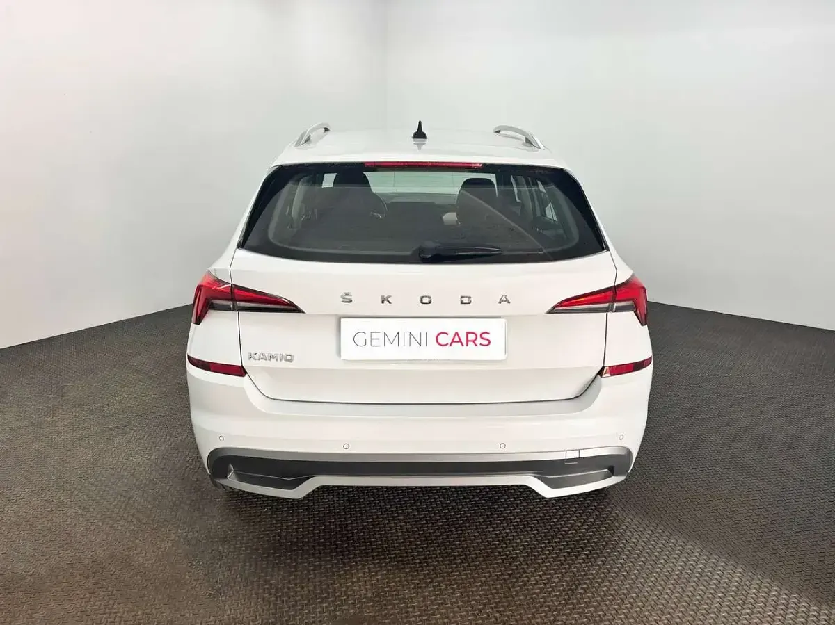 Usata Skoda Kamiq Style 95 CV (69 kW) 2023 Bianco okenite SUV