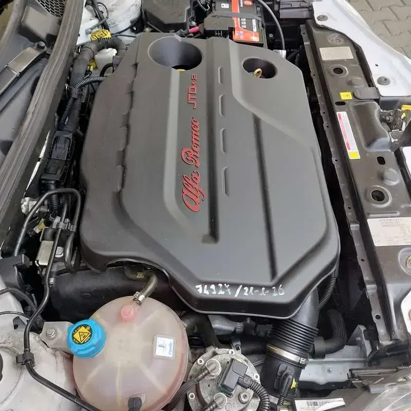 Usata Alfa Romeo Giulietta Super 120 CV (88 kW) 2016 Bianco Utilitaria
