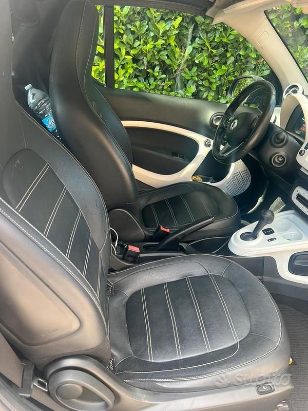 Usata Smart ForTwo Cabrio Prime 90 CV (66 kW) 2016 Grigio Cabrio