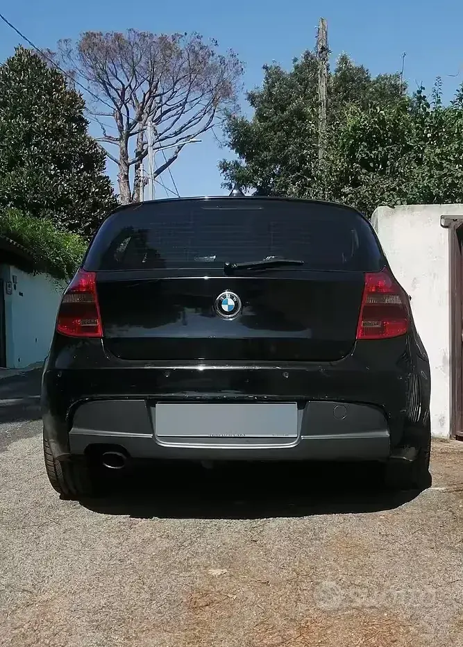 Usata BMW 120 177 CV (130 kW) 2008 Nero Utilitaria