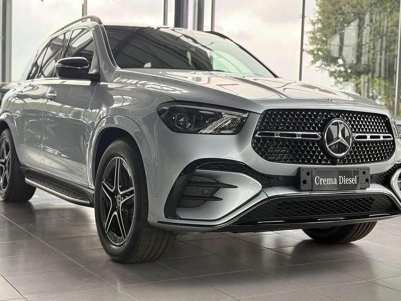 Argento hightech Nuova 2025 Mercedes GLE300 AMG Line Premium Plus SUV | 91.498 € (Buon prezzo) - Immagine 1/4