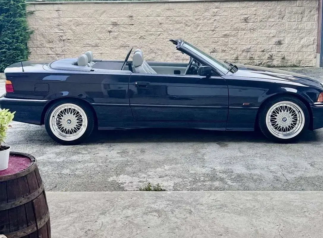 Usata BMW 318 Cabriolet 116 CV (85 kW) 1995 Cabrio
