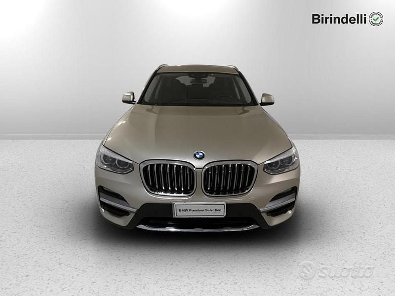 Usata BMW X3 Luxury Line 190 CV (139 kW) 2021 Sonnenstein metallic SUV
