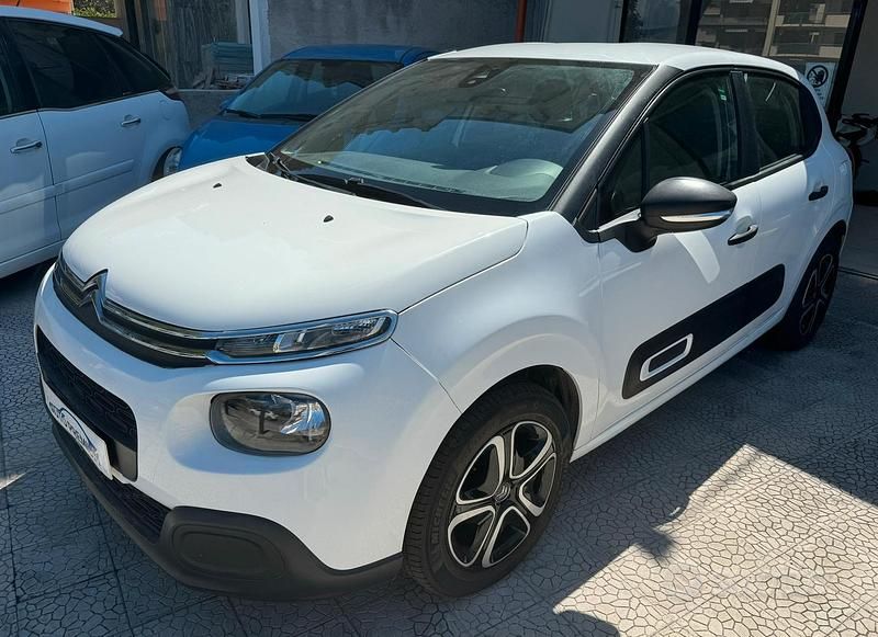Usata 2020 Citroën C3 Due volumi | 9490 € (Super prezzo) - Immagine 1/4