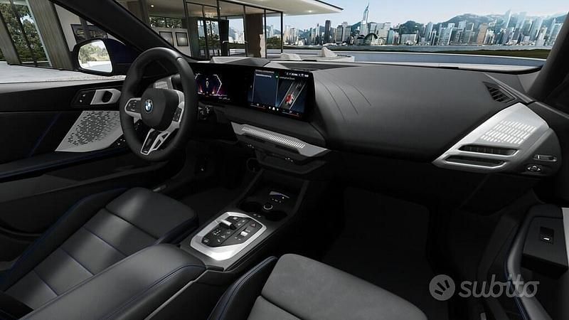 Usata BMW 118 Comfort Edition 150 CV (110 kW) 2024 Blu Utilitaria