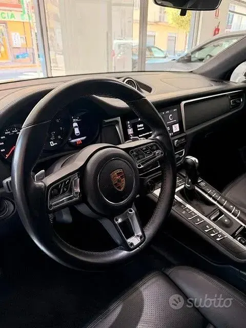 Usata Porsche Macan 245 CV (180 kW) 2020 Grigio SUV