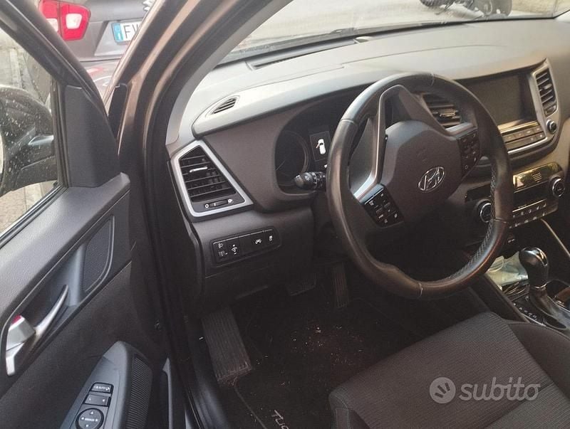 Usata Hyundai Tucson 141 CV (103 kW) 2017 Marrone SUV