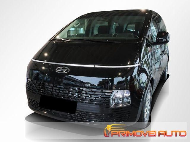 Usata Hyundai Staria 177 CV (130 kW) 2024 Nero Monovolume