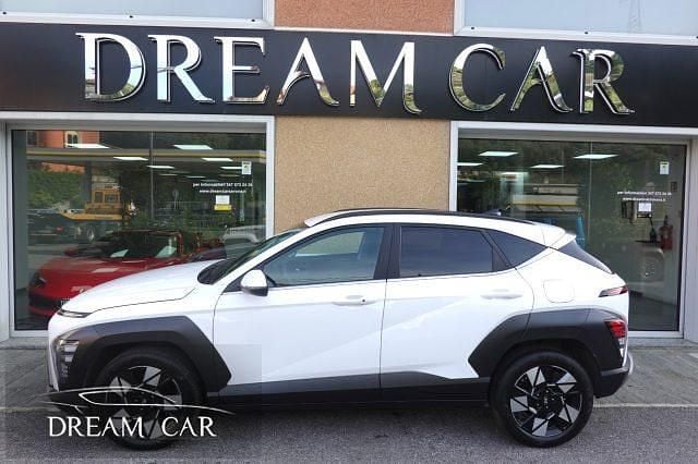 Usata Hyundai Kona 120 CV (88 kW) 2023 Bianco pastello SUV