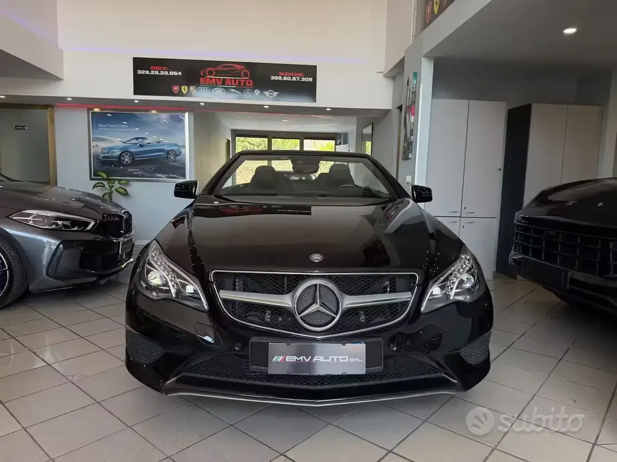Usata Mercedes E220 Premium 170 CV (125 kW) 2014 Nero Cabrio