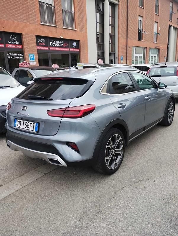 Usata Kia XCeed 159 CV (116 kW) 2021 Gray SUV