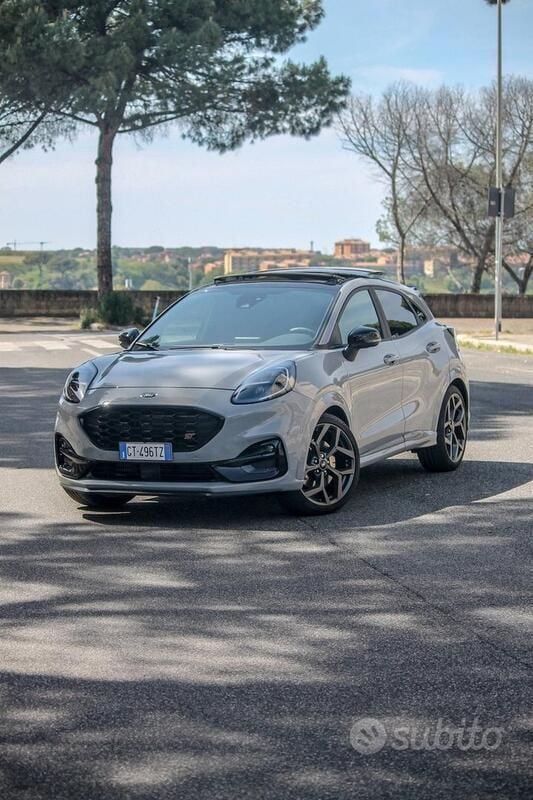 Usata Ford Puma 170 CV (125 kW) 2024 Grigio SUV