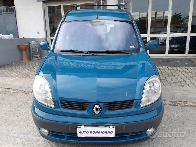 Usata Renault Kangoo 81 CV (59 kW) 2003 Verde Monovolume