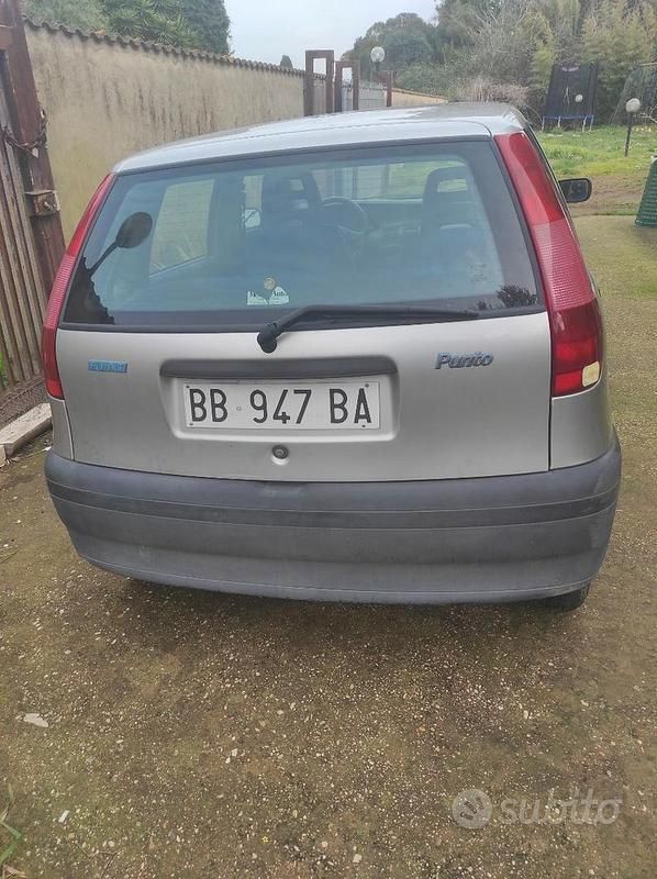 Usata Fiat Punto 1997 Grigio Berlina