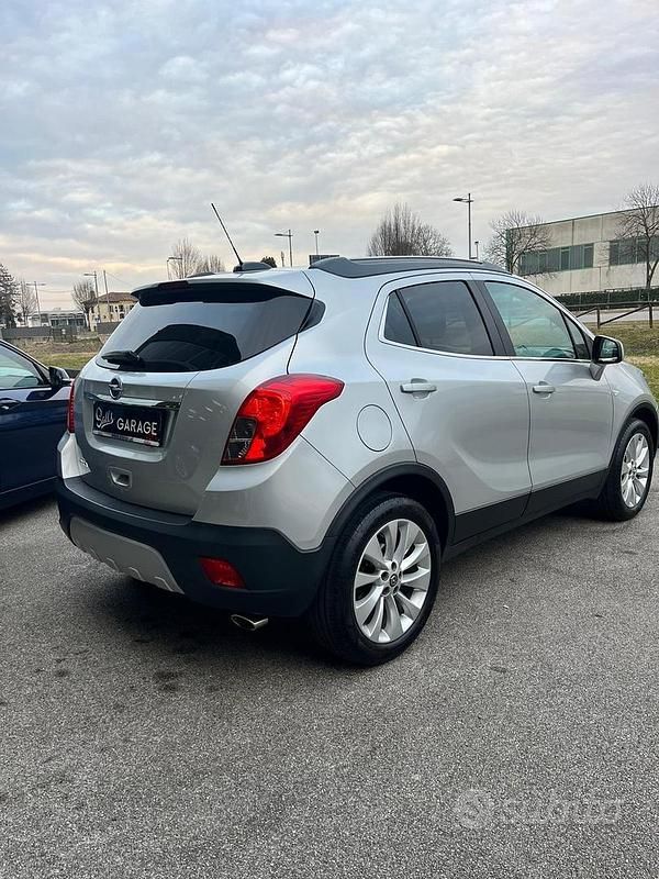 Usata Opel Mokka 110 CV (80 kW) 2016 Grigio SUV