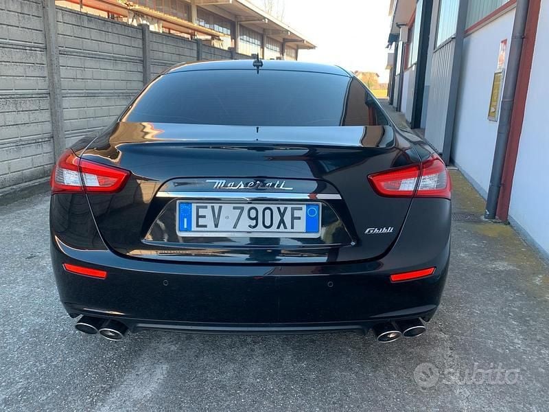 Usata Maserati Ghibli 275 CV (202 kW) 2014 Nero Berlina