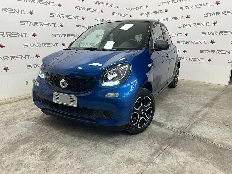 Blu Usata 2018 Smart ForFour Passion Utilitaria | 11.300 € (Ottimo prezzo) - Immagine 1/4