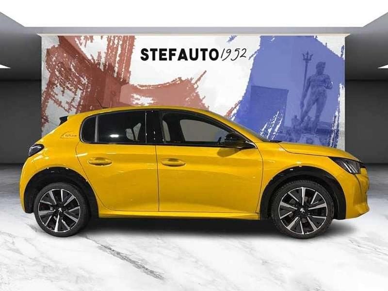 Usata Peugeot 208 GT-line 101 CV (74 kW) 2020 Giallo sole Utilitaria