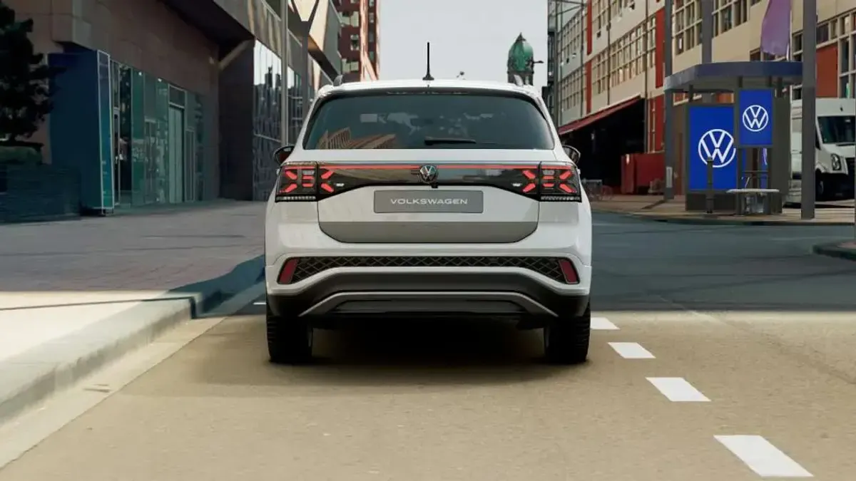 Nuova VW T-Cross R-line Plus 116 CV (85 kW) 2026 Pure white SUV