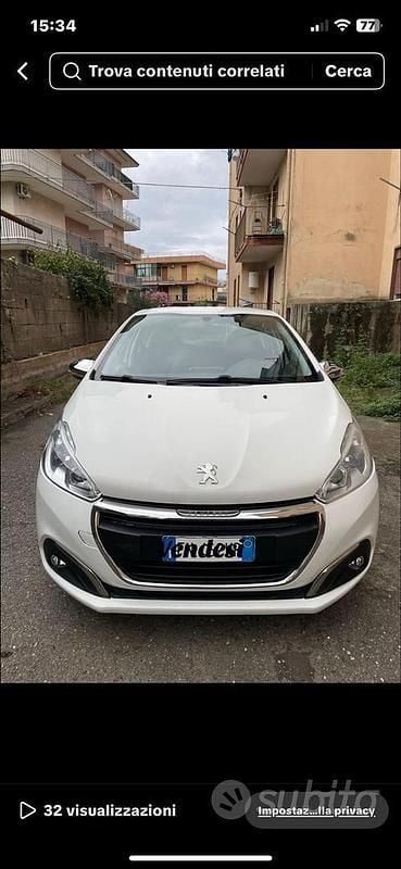 Usata Peugeot 208 Active 75 CV (55 kW) 2018 Bianco Utilitaria