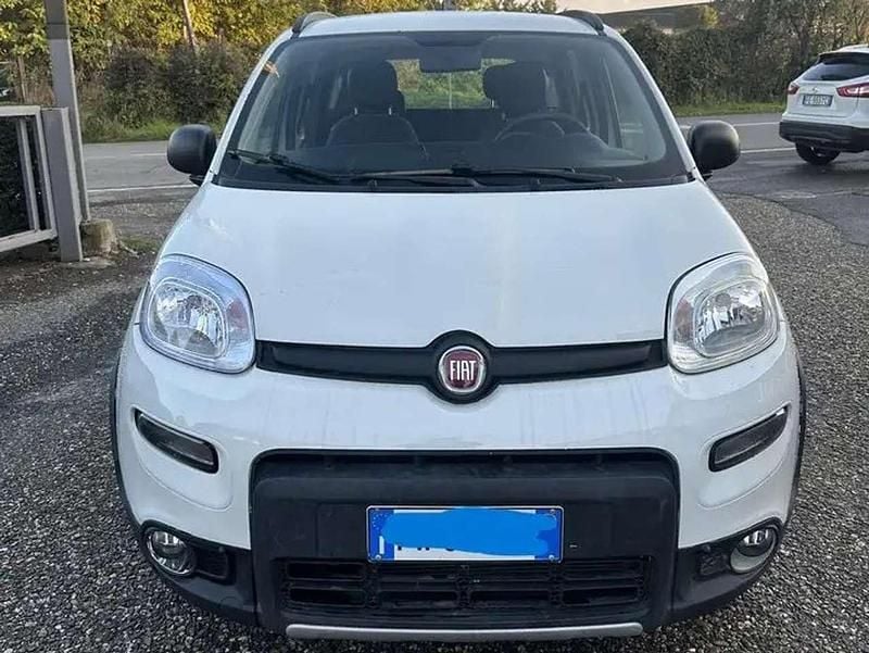 Bianco Usata 2019 Fiat Panda 4x4 Due volumi | 10.990 € (Buon prezzo) - Immagine 1/4