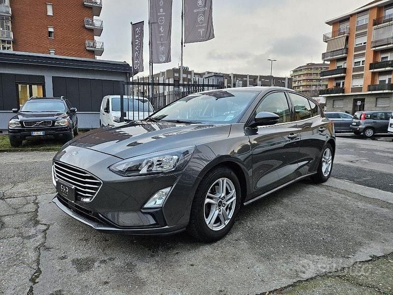 Grigio Usata 2020 Ford Focus Active Berlina | 7999 € (Super prezzo) - Immagine 1/4