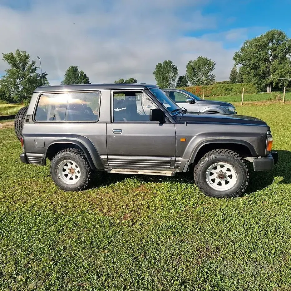 Usata Nissan Patrol 116 CV (85 kW) 1996 Grigio SUV