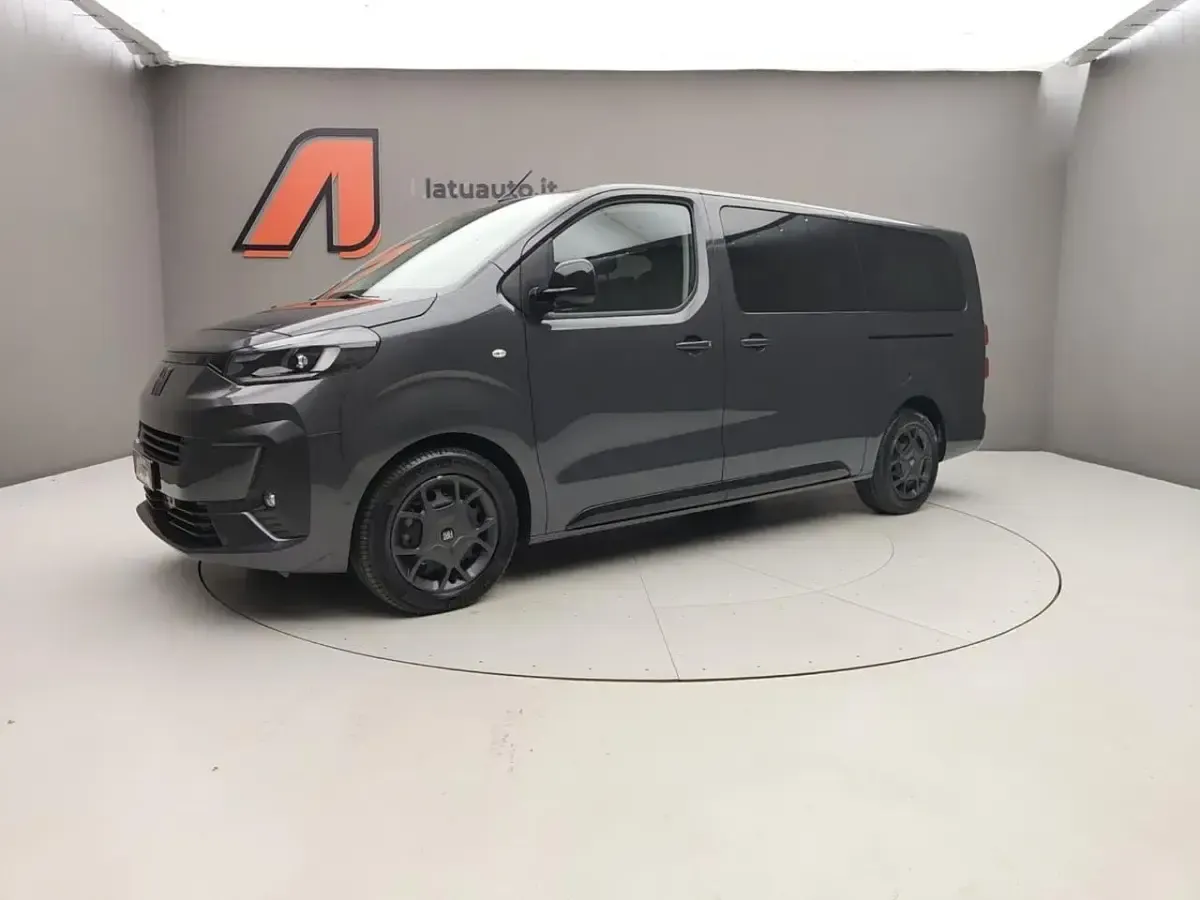 Usata Fiat Scudo 179 CV (131 kW) 2025 Furgone