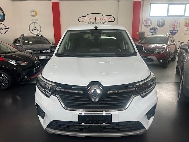 Usata Renault Kangoo Equilibre 115 CV (84 kW) 2023 Bianco Monovolume