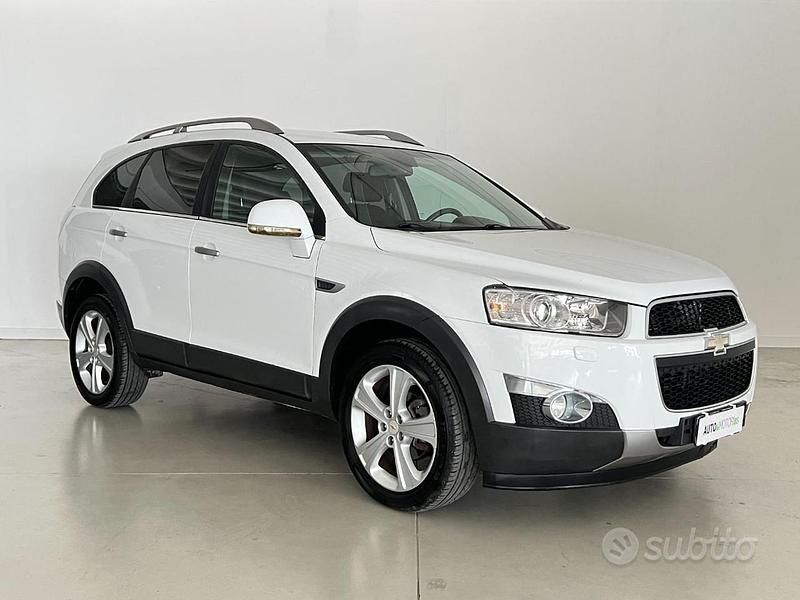 Usata Chevrolet Captiva LTZ 184 CV (135 kW) 2012 Bianco SUV