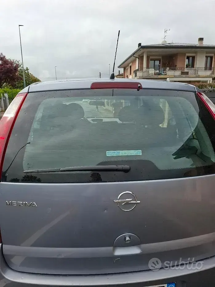 Usata Opel Meriva 2005 Grigio Monovolume