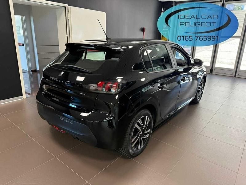 Usata Peugeot 208 Active 75 CV (55 kW) 2023 Nero Utilitaria