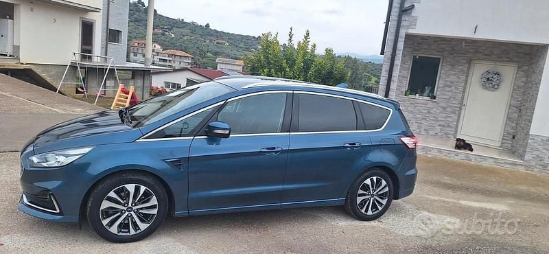 Usata Ford S-MAX S 190 CV (139 kW) 2022 Blu Monovolume