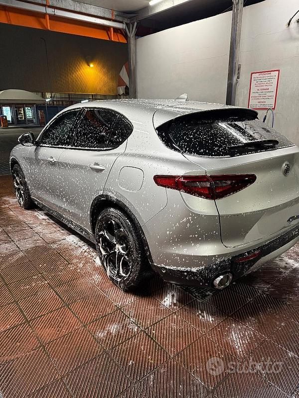 Usata Alfa Romeo Stelvio 160 CV (117 kW) 2019 Grigio SUV