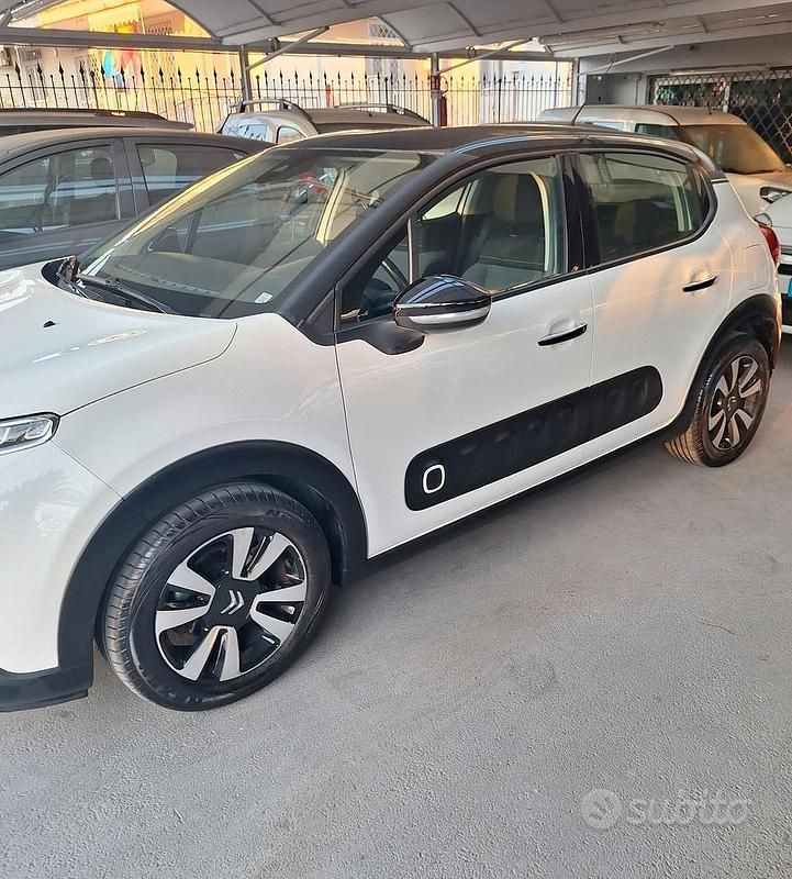 Usata Citroën C3 Shine 100 CV (73 kW) 2017 Bianco Berlina