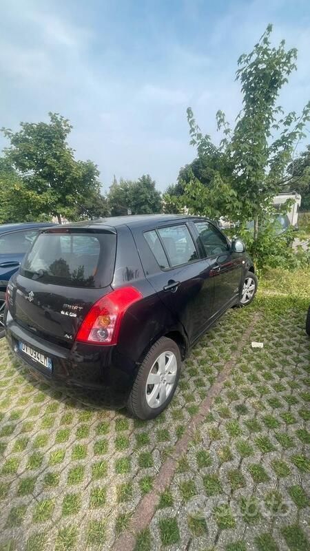 Usata Suzuki Swift 92 CV (67 kW) 2009 Nero Utilitaria