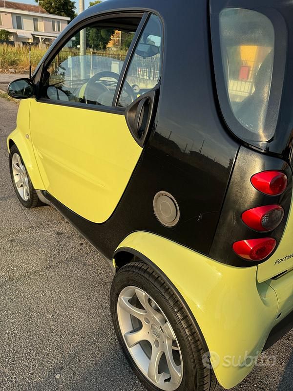 Usata Smart ForTwo Coupé Pulse 41 CV (30 kW) 2006 Utilitaria