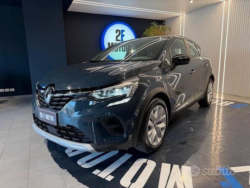 Usata Renault Captur Intens 100 CV (73 kW) 2020 Blu SUV