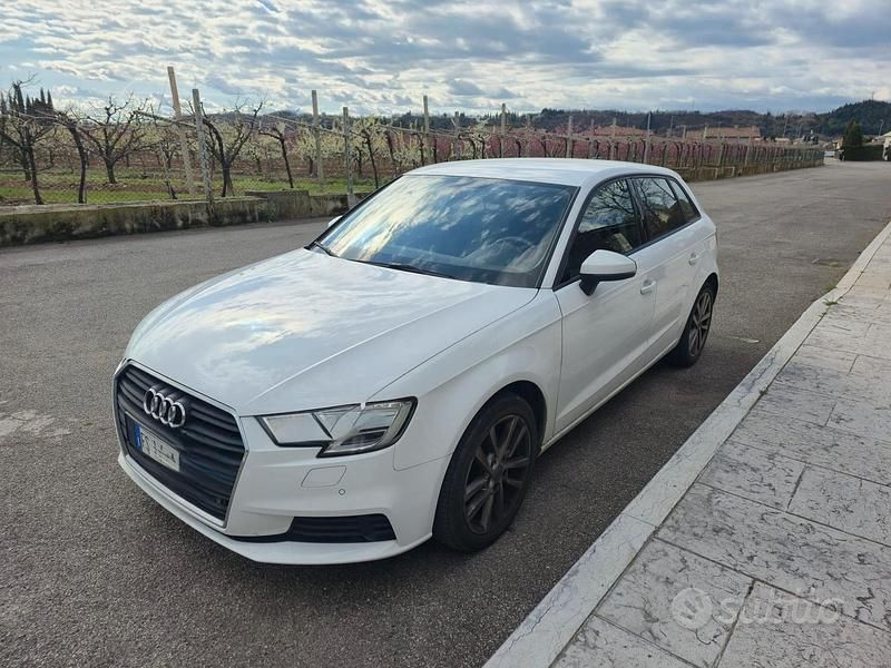 Usata Audi A3 Business 116 CV (85 kW) 2018 Bianco Berlina