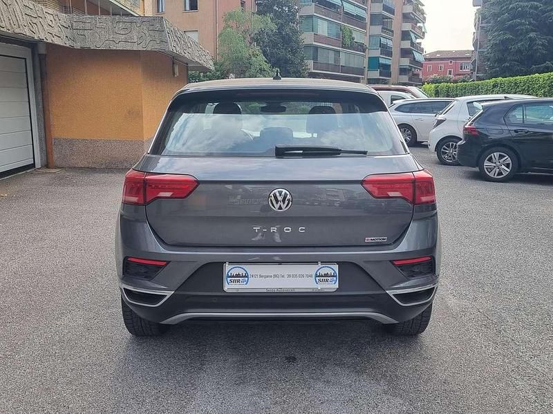 Usata VW T-Roc Advance 150 CV (110 kW) 2018 Argento SUV