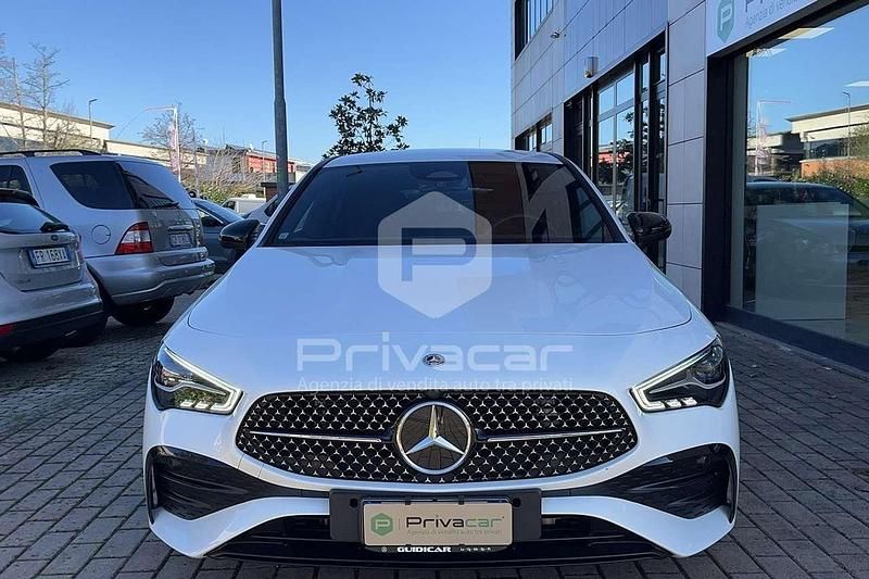 Usata Mercedes CLA200 Shooting Brake AMG Line Premium Plus 150 CV (110 kW) 2024 Bianco Station wagon