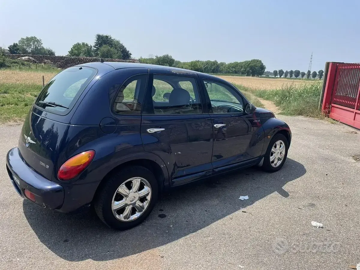 Usata Chrysler PT Cruiser 150 CV (110 kW) 2005 Bluazzurro Berlina