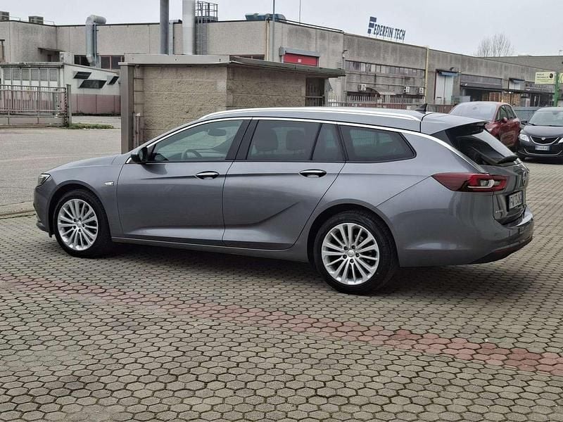 Usata Opel Insignia Innovation 136 CV (100 kW) 2019 Grigio Station wagon