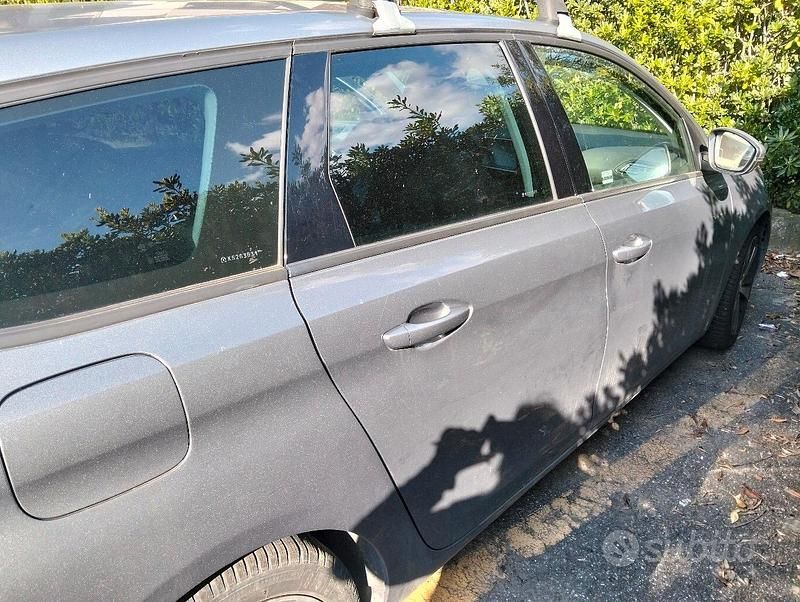 Usata Peugeot 308 SW 2019 Grigio Station wagon