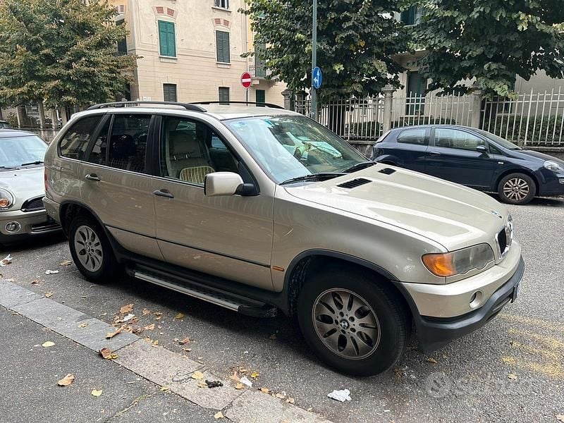 Usata BMW X5 231 CV (169 kW) 2001 Oro SUV