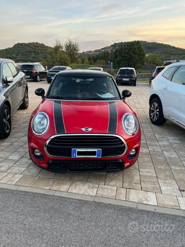 Rosso Usata 2014 Mini Cooper Sport Due volumi | 11.000 € (Buon prezzo) - Immagine 1/4
