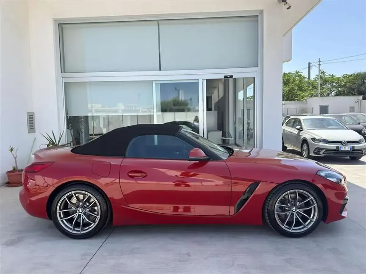 Usata BMW Z4 Advantage 197 CV (144 kW) 2022 Rosso / apple red Cabrio
