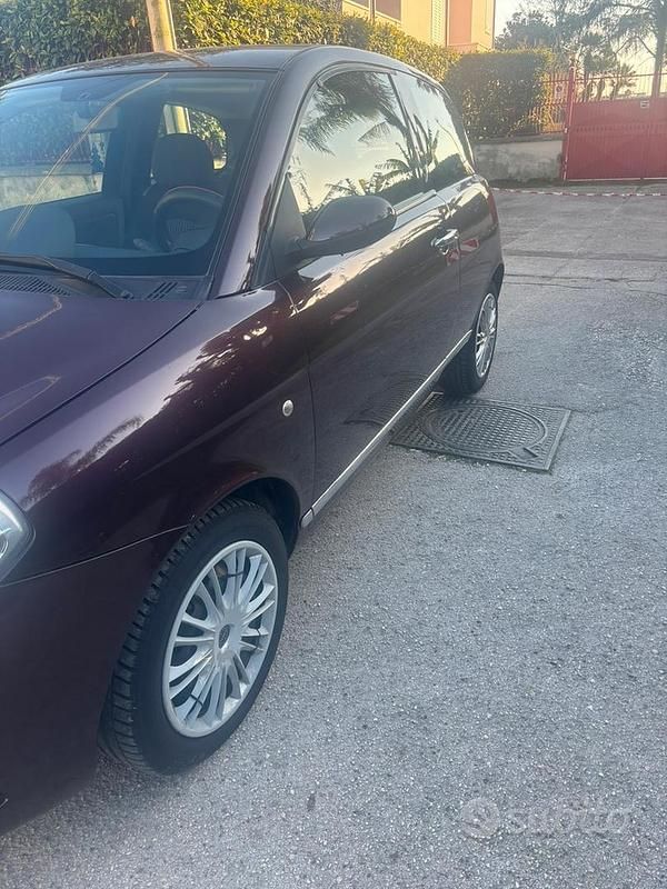 Usata Lancia Ypsilon 60 CV (44 kW) 2006 Marrone Utilitaria
