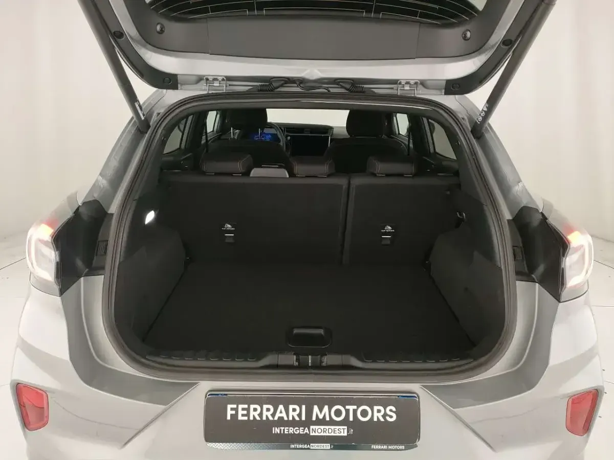 Usata Ford Puma ST-Line 125 CV (91 kW) 2025 Argento SUV