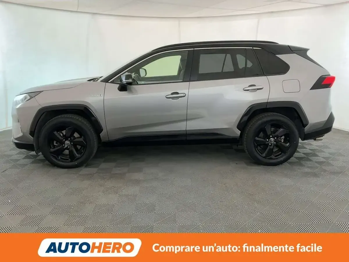 Usata Toyota RAV4 Hybrid Style 178 CV (130 kW) 2019 Grigio SUV
